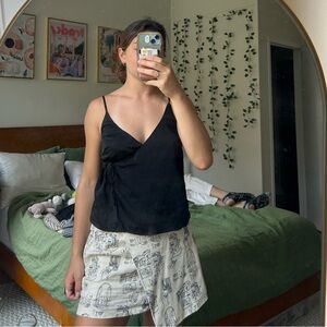 Lulus black tie going out top